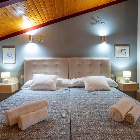 Duplex Apartamento Godoy Centro กาเซเรส ภายนอก รูปภาพ