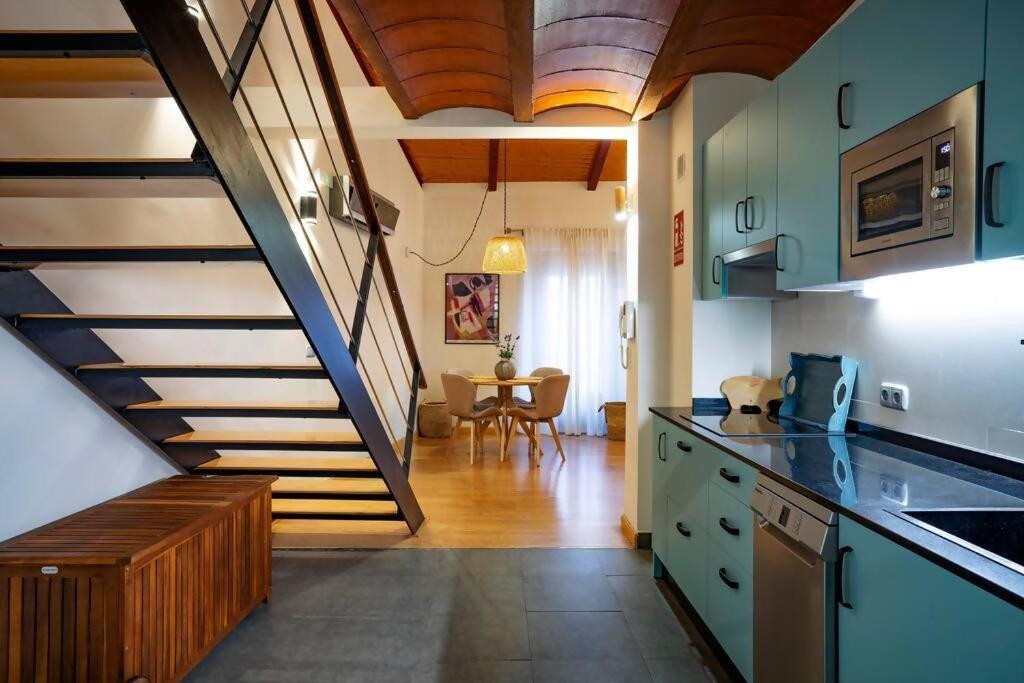 Duplex Apartamento Godoy Centro กาเซเรส ภายนอก รูปภาพ