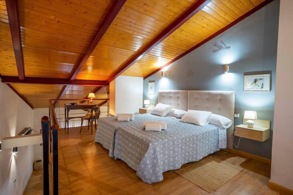 Duplex Apartamento Godoy Centro กาเซเรส ภายนอก รูปภาพ